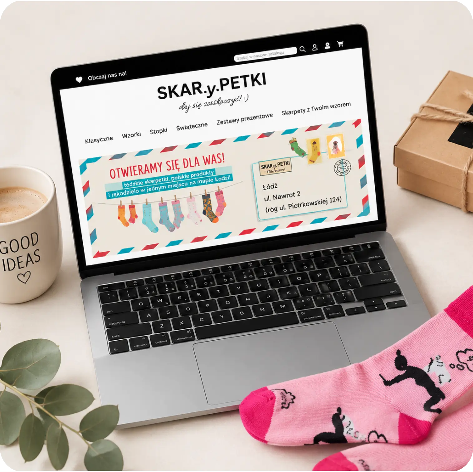 Sklep internetowy z kolorowymi skarpetami